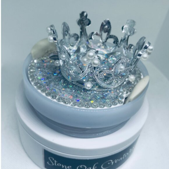 Rhinestone Crown Topper that fit Stanley x Love Shack Fancy Tumbler Lids - Picture 8 of 14